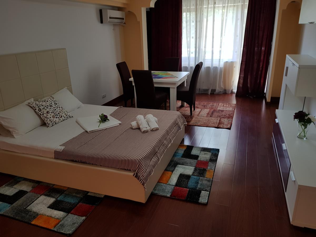 Divan Bucureşti