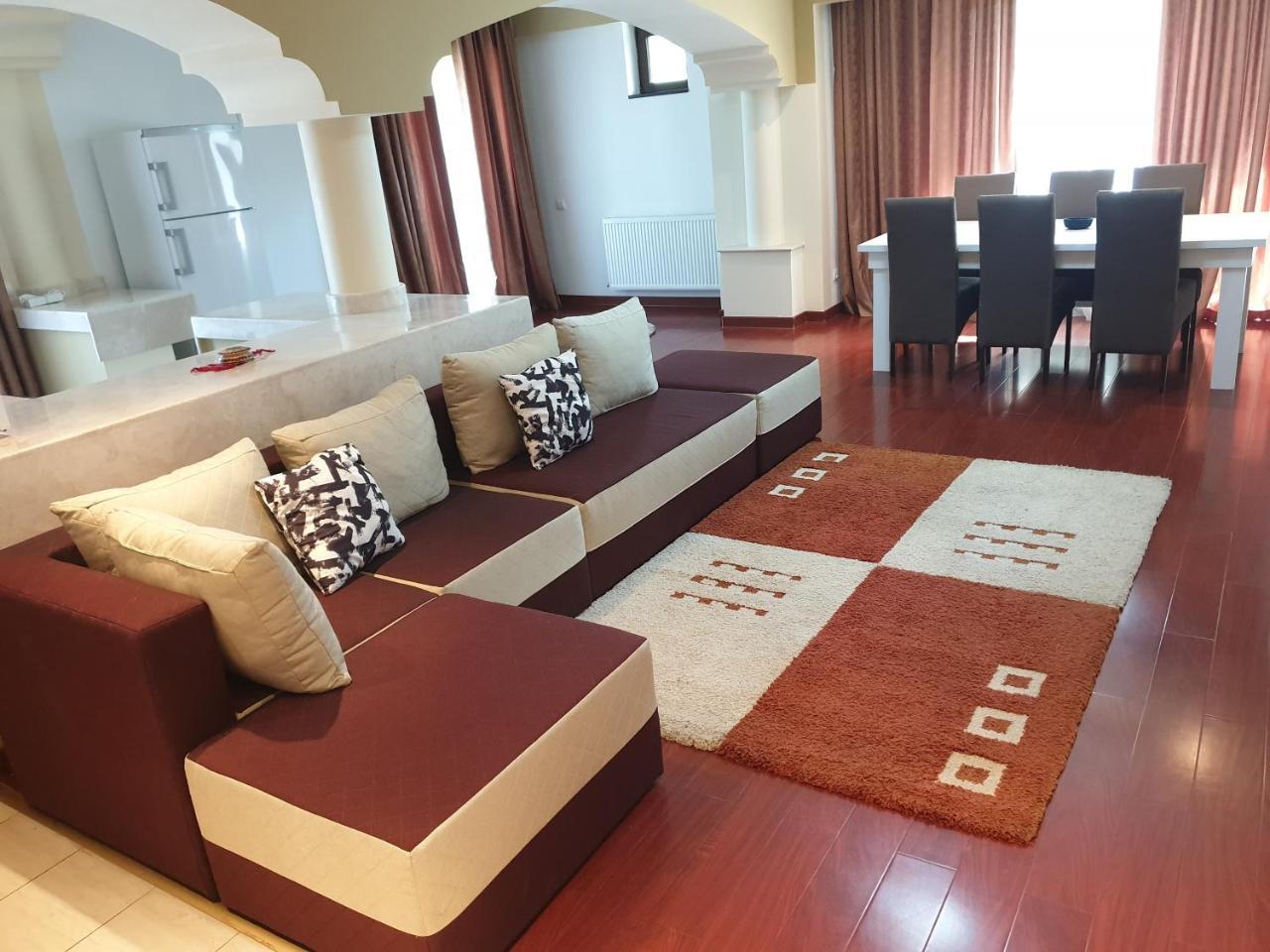 Apartament Divan *